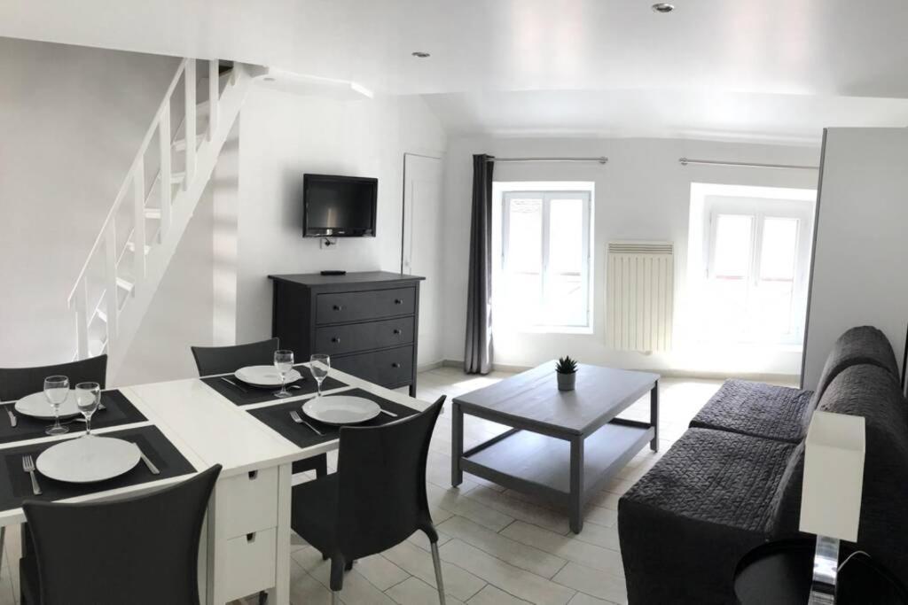 Апартаменты Duplex Bellifontain Au Coeur De Фонтенбло Экстерьер фото
